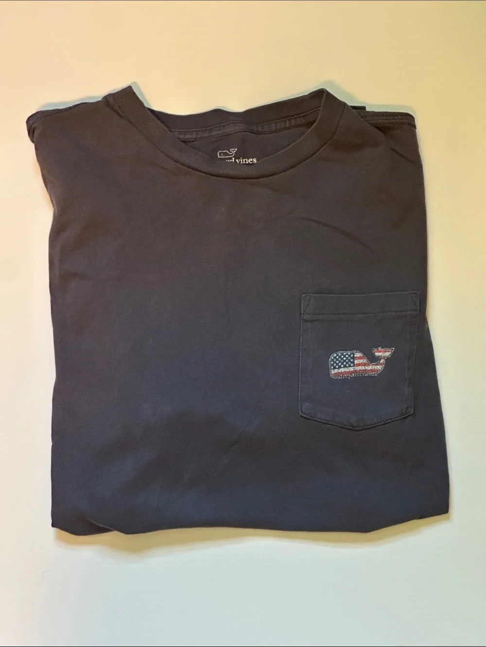 Vineyard Vines Navy Short-Sleeve Tee with American Flag Whale